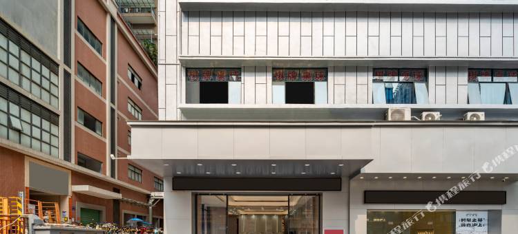 哈啰酒店(深圳龙华汽车站店)图片