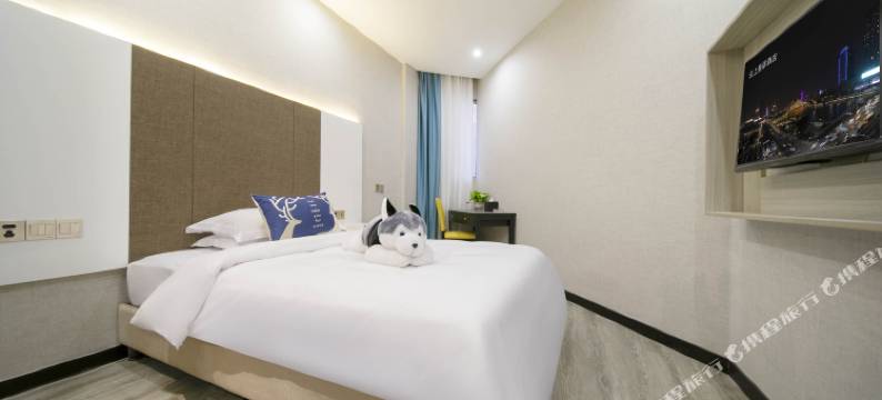 云上曼居酒店(宁波天一广场银泰店)图片