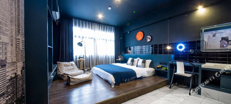 由里美居·智慧酒店(都江堰风景区南桥步行街店)图片