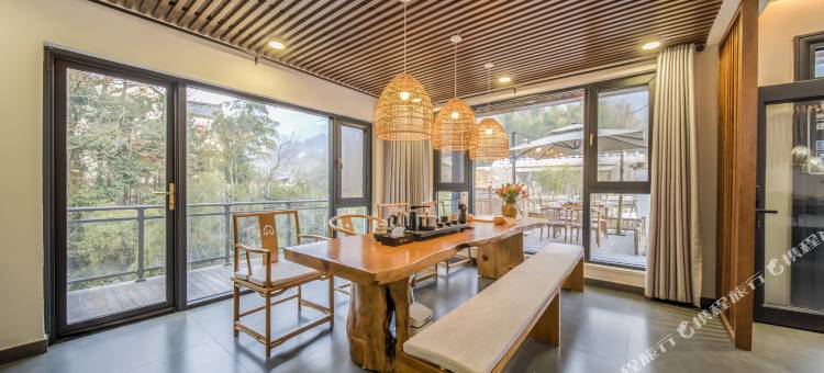 溪隐竹舍·树影婆娑·日落庭院新中式美宿(九华山风景区店)图片