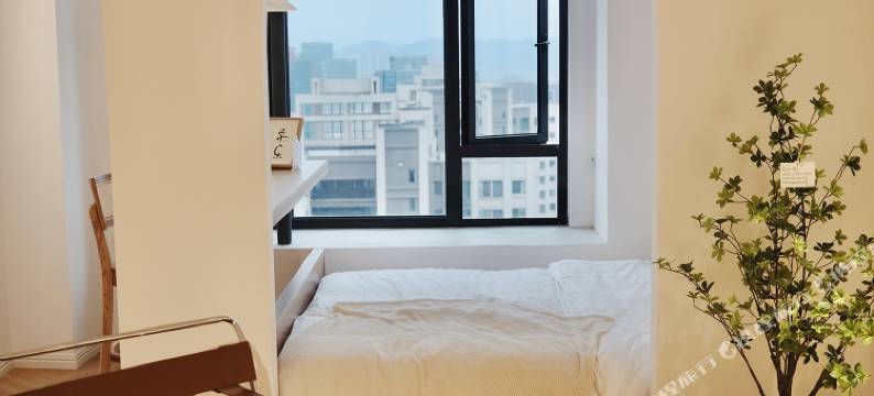 LeHouse乐屋民宿(上街大学城中海寰宇天下店)图片