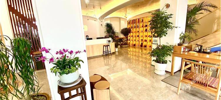 中原金都大酒店(枣庄吾悦广场店)图片