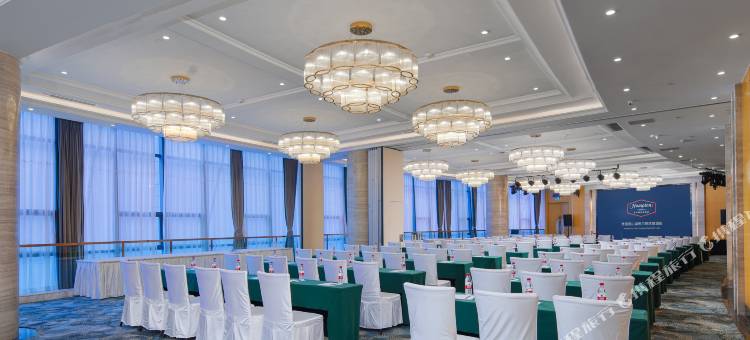 贵阳观山湖希尔顿欢朋酒店图片