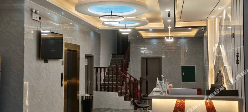 万光小城酒店(柳州柳江新兴中学店)图片