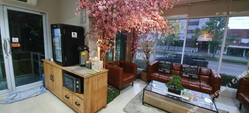 彭世洛侬西酒店(Nonsi Hotel Phitsanulok)图片