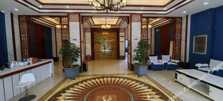 温馨精品酒店(德宏陇川森林公园店)图片