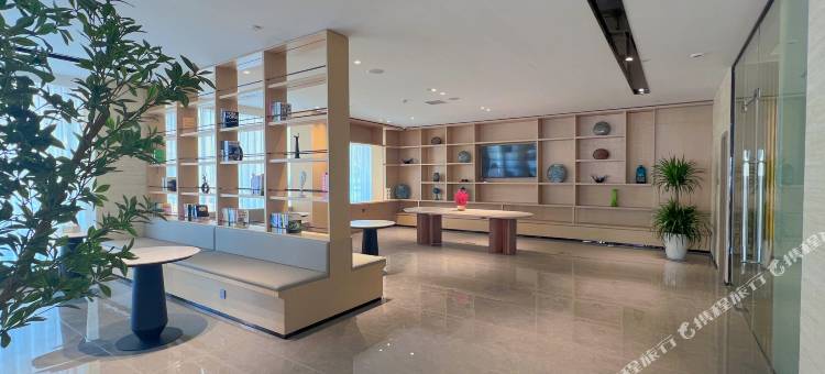昊丽酒店(贵阳黔灵山延安西路地铁站店)图片