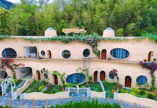 遂川桃源梯田洞穴酒店外景图