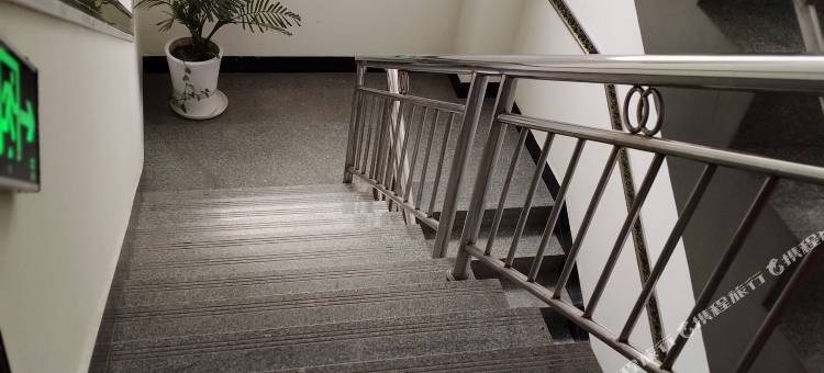 丹凤宏基酒店图片