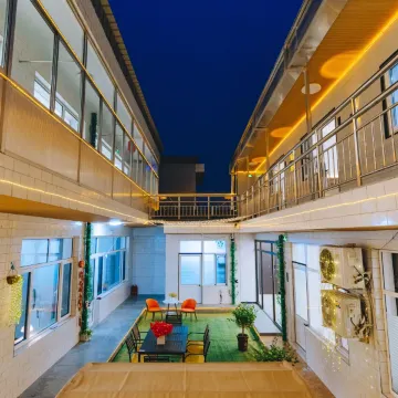 鸿运常来民宿(忻州古城景区店）