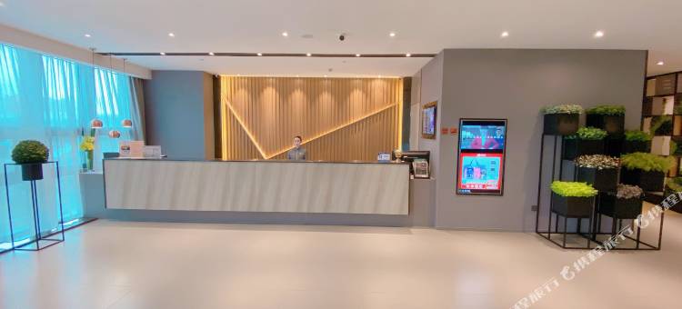 如家商旅酒店(贵阳龙洞堡机场中兴地铁站店)图片