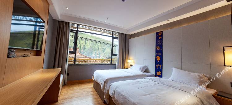 炉霍霍尔文化主题酒店图片