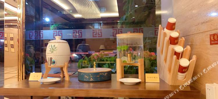 珠海西苑酒店(印象城山姆会员商店明珠城轨站店)图片