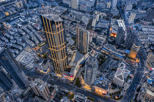 云中·高空公寓(无锡三阳广场崇安寺店)