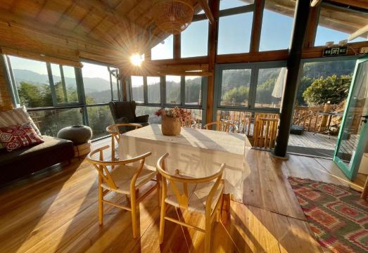 Arkadia Retreat Hotel Overview