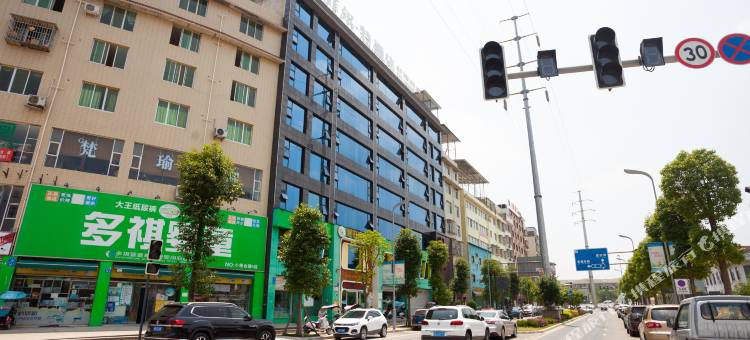 绵阳菲尔特酒店(富乐第三实验小学店)图片