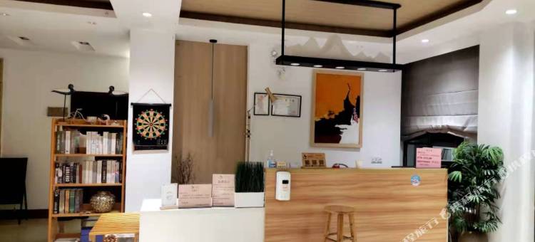 兰博·秋语酒店(涠洲岛五彩滩店)图片