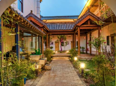 花筑·云台山氧吧酒店(岸上服务区店)图片