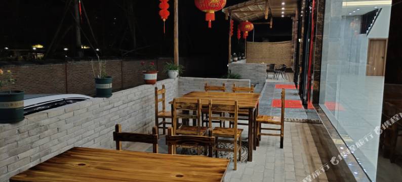 阳朔江边民宿(漓江店)图片