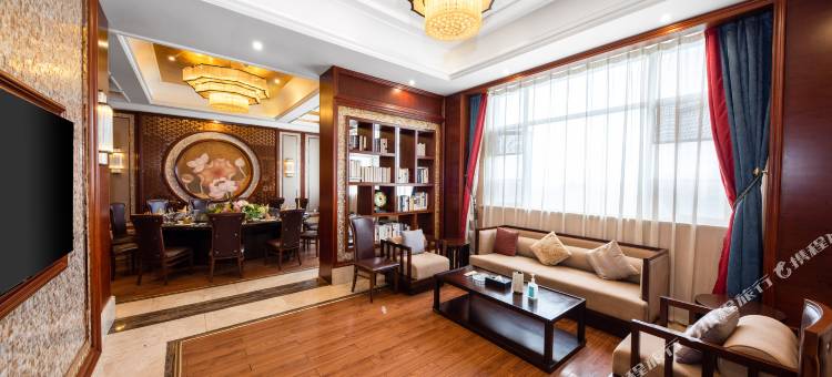 武汉潮漫凯瑞国际酒店(文华学院华科大店)图片