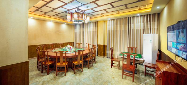 依山居智能酒店(武当山景区游客中心店)图片