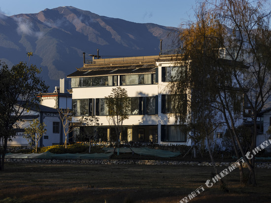 大理吉舍与五棵树