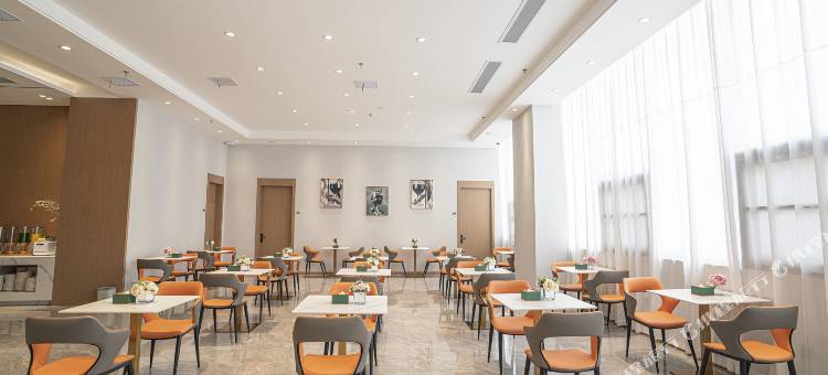 万茂嘉华酒店(世纪大道店)图片