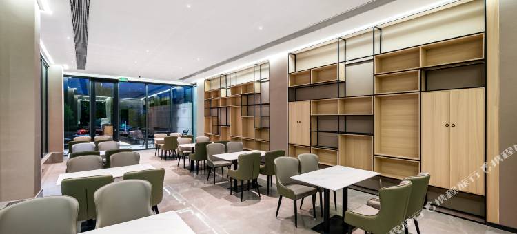 淅川尧棋艺术假日酒店(范蠡公园店)图片
