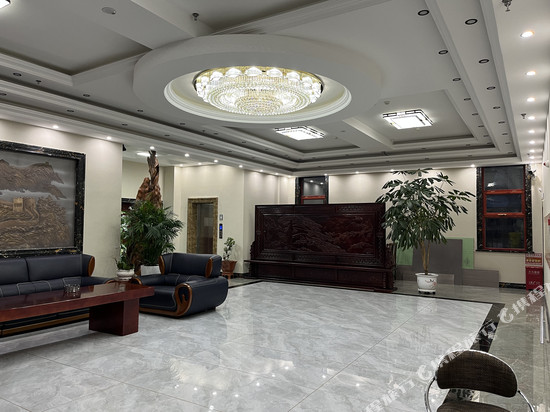 安图亿家商务宾馆(人和丽湾店)