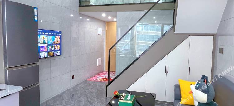 鹿鼎商务Loft酒店公寓(艾溪湖东地铁站店)图片