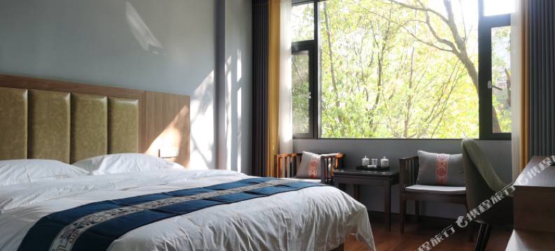 龙陵金诚酒店图片