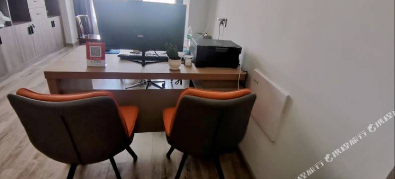 简居民宿(大庆让胡路万达广场店)图片