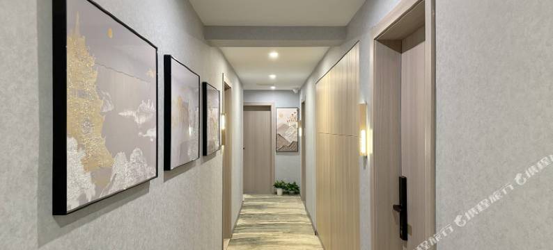 朗亭民宿(西安大雁塔店)图片