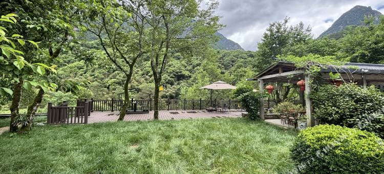 黄山西窗山舍民宿(黄山风景区西门售票处店)图片