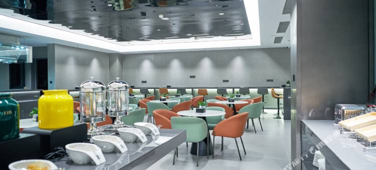 中亚五马酒店(温州五马步行街店)图片