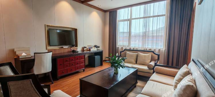 囊谦胜地酒店图片