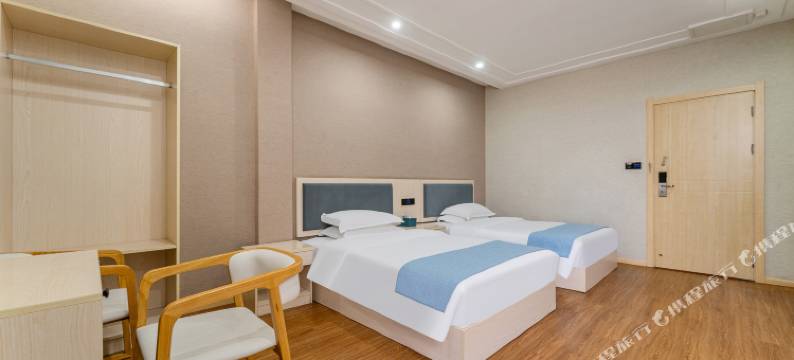 柏豪酒店(桔山广场梦乐城店)图片