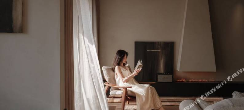 匠心一宅·屿归私汤民宿(西江千户苗寨观景台店)图片