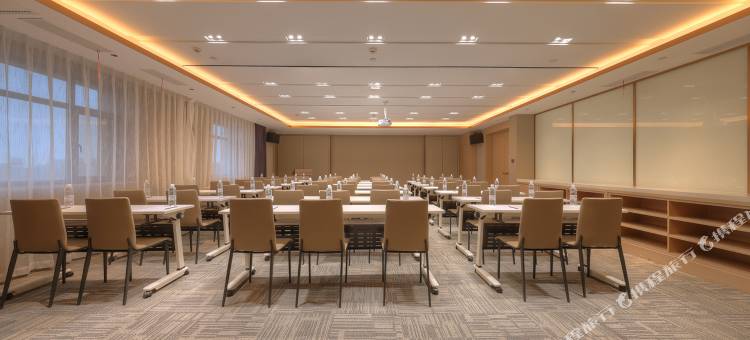 麗枫酒店(乌鲁木齐长春路创新广场店)图片