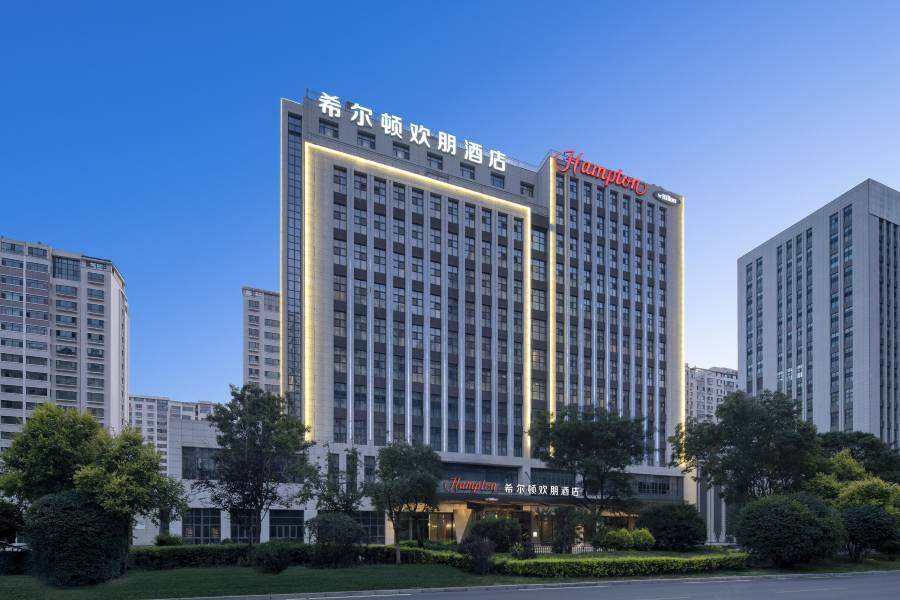 西寧海湖體育中心希爾頓歡朋酒店