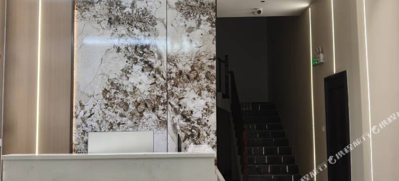 朗悦智能酒店图片