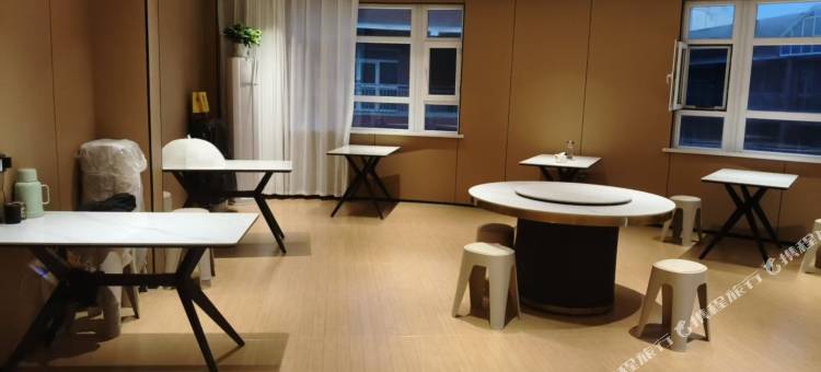 嘉途精品酒店图片