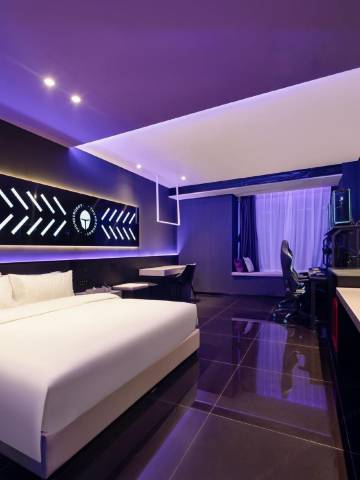 永康凤栖电竞酒店(宝龙广场西津桥店)