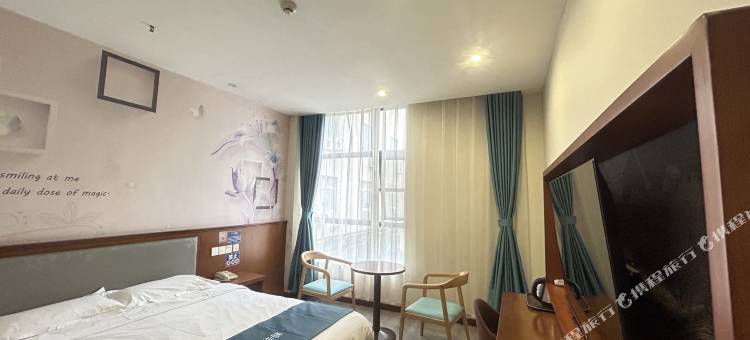 如家华驿精选酒店(武汉华中科技大学佳园路地铁站店)图片