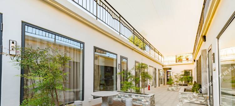 花筑·晓初丨山景美学设计师丨度假民宿酒店(泰山红门登山口店)图片