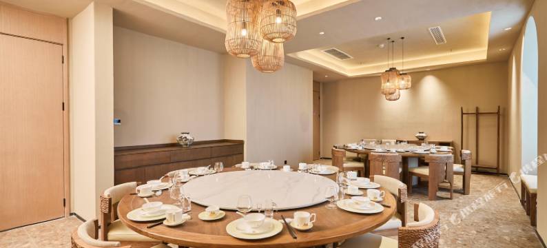 雷迪森怿曼酒店(阿拉尔沙漠之门店)图片