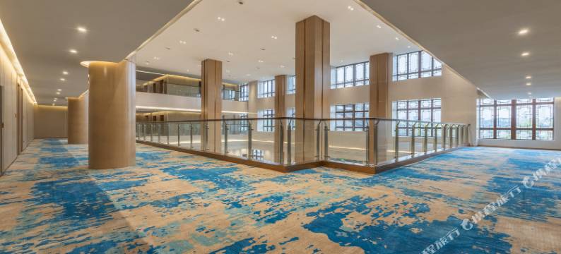 南卓金海湾酒店图片