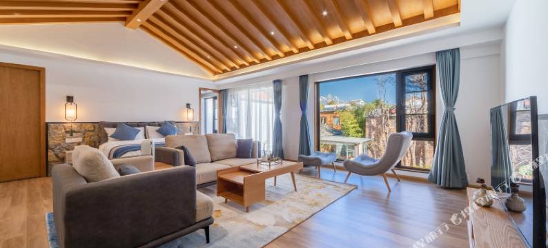 丽江见微客栈图片