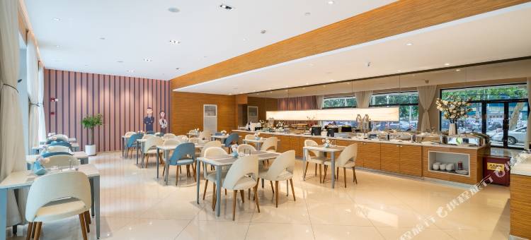 白玉兰酒店(徐州金鹰苏堤路地铁站店)图片