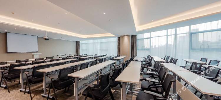 如家精选酒店(无锡惠山万达广场店)图片